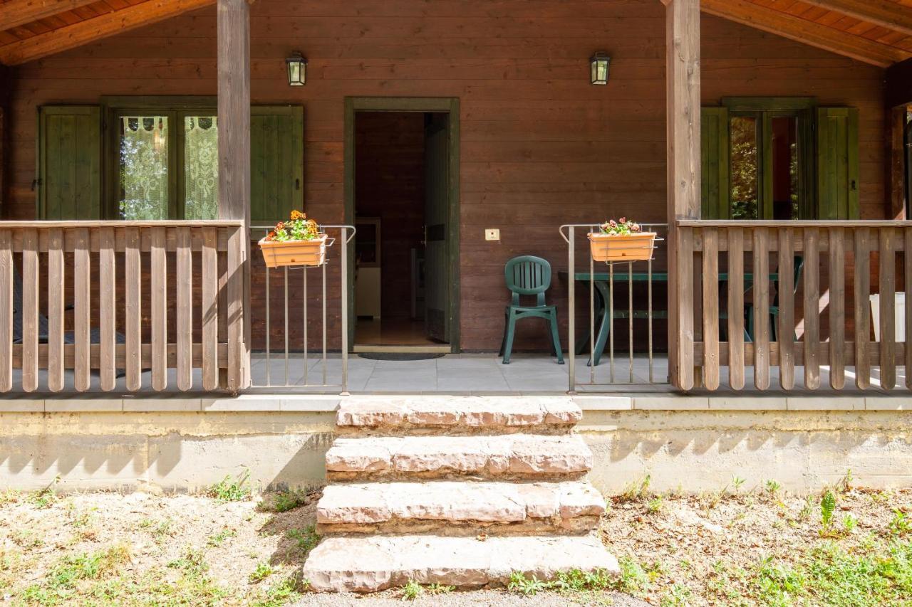 Villaggio Anemone - Chalet Mirtillo Capanne di Sillano Dış mekan fotoğraf