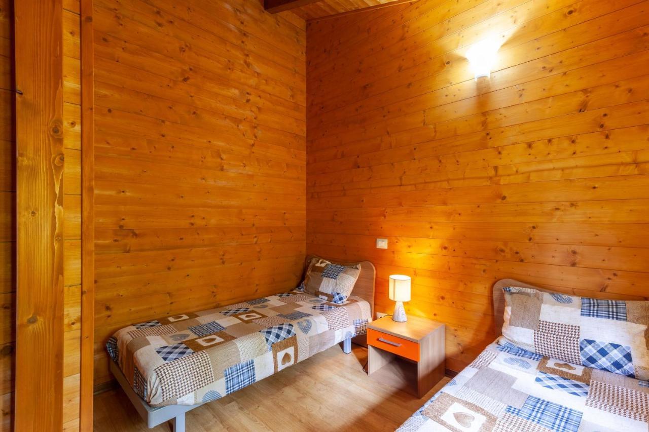 Villaggio Anemone - Chalet Mirtillo Capanne di Sillano Dış mekan fotoğraf