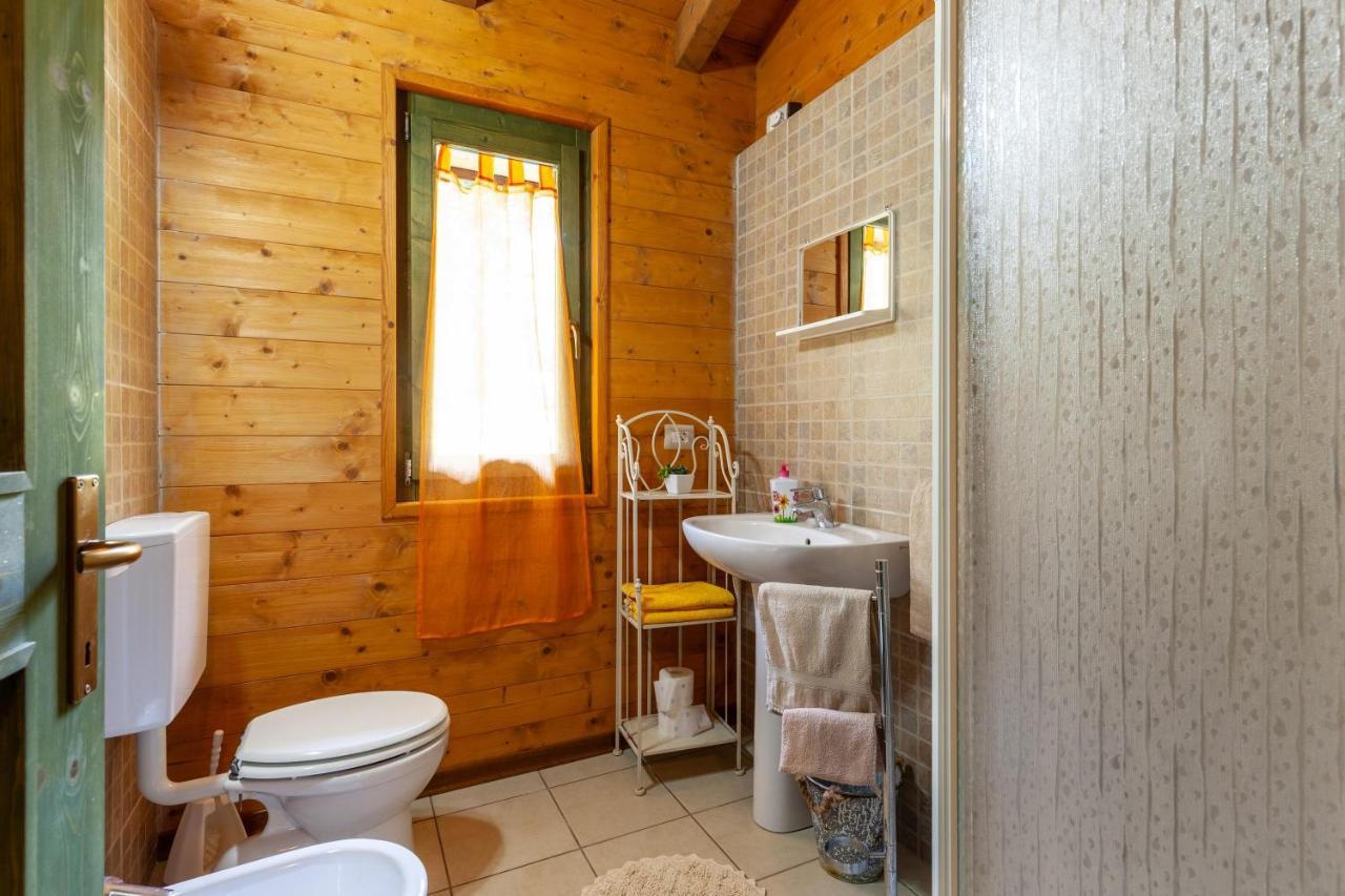 Villaggio Anemone - Chalet Mirtillo Capanne di Sillano Dış mekan fotoğraf