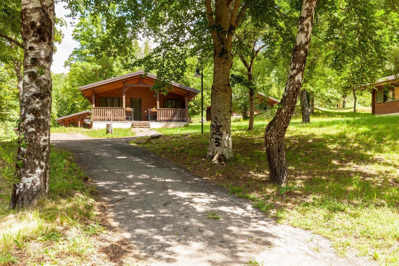 Villaggio Anemone - Chalet Mirtillo Capanne di Sillano Dış mekan fotoğraf